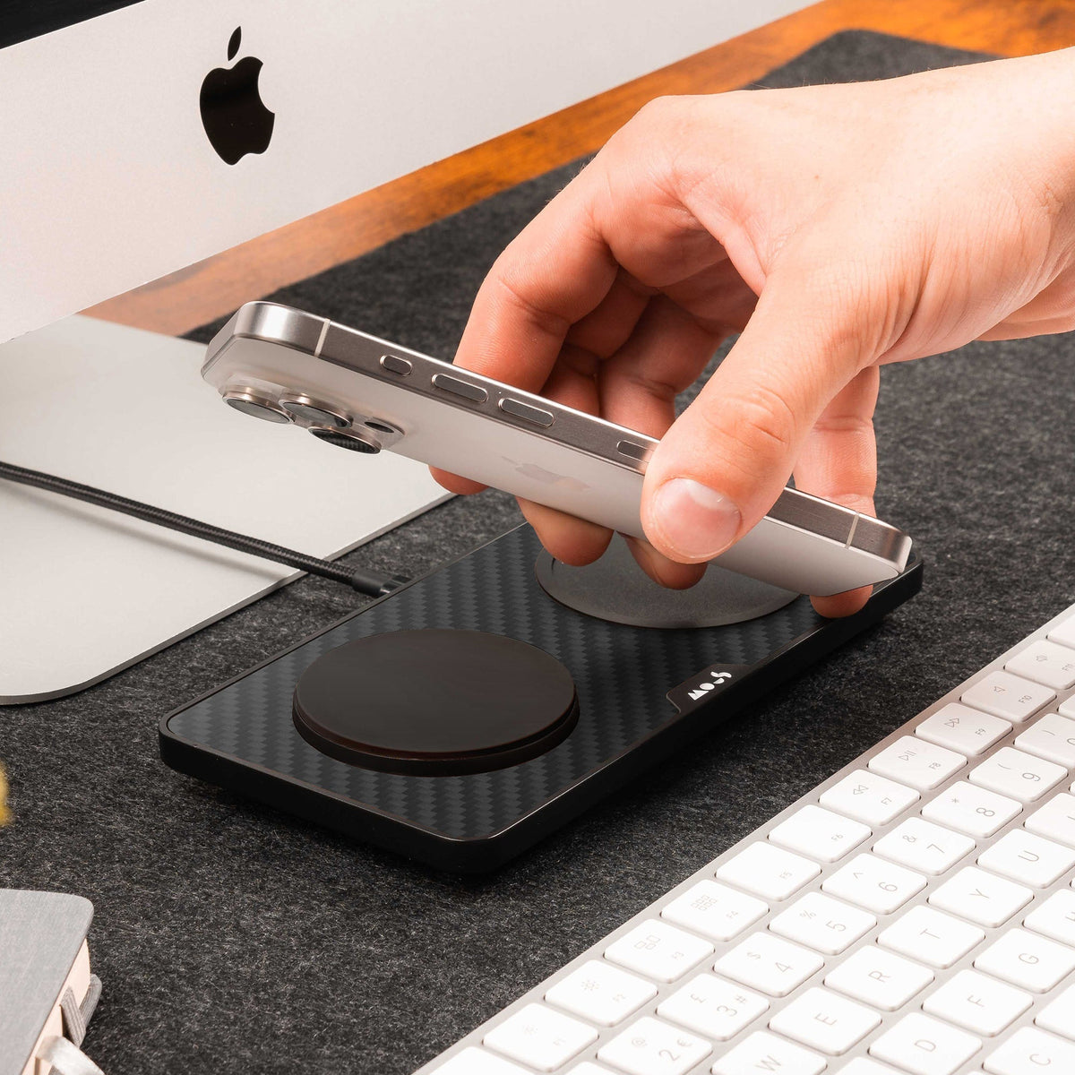 Aramid Fibre Wireless Charging Station